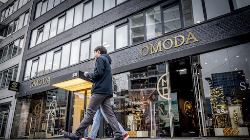 Omoda neemt schoenenketen Van den Assem over
